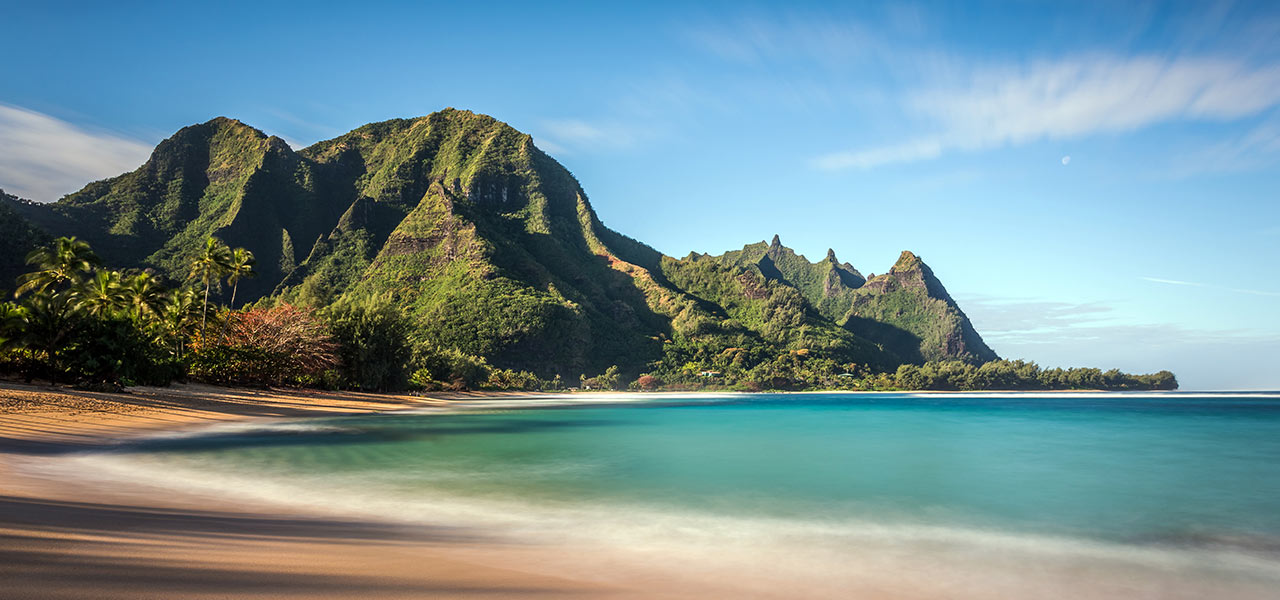 Hawaiian Islands. Click here to book.